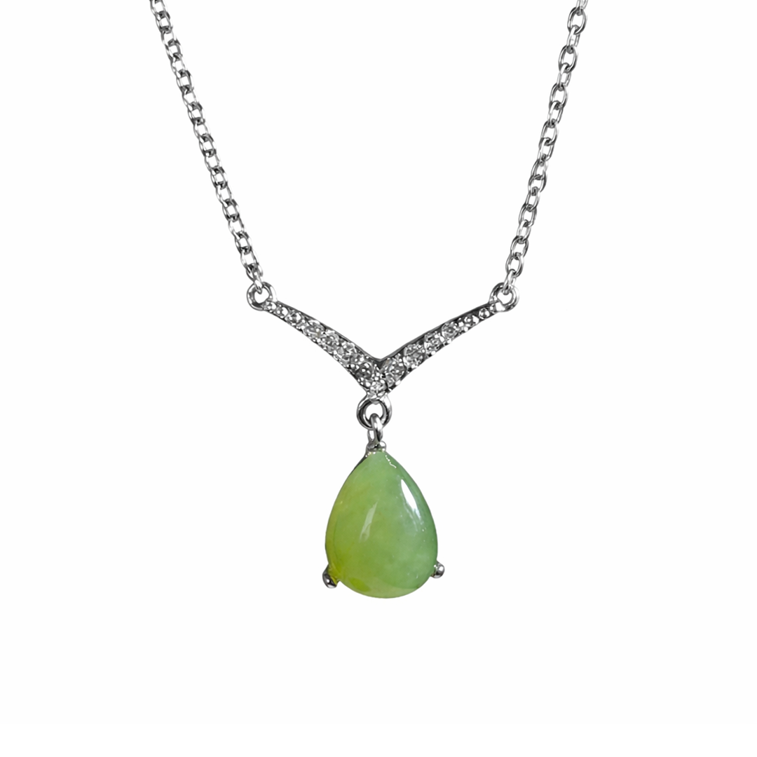 Ling’s Flourish Necklace