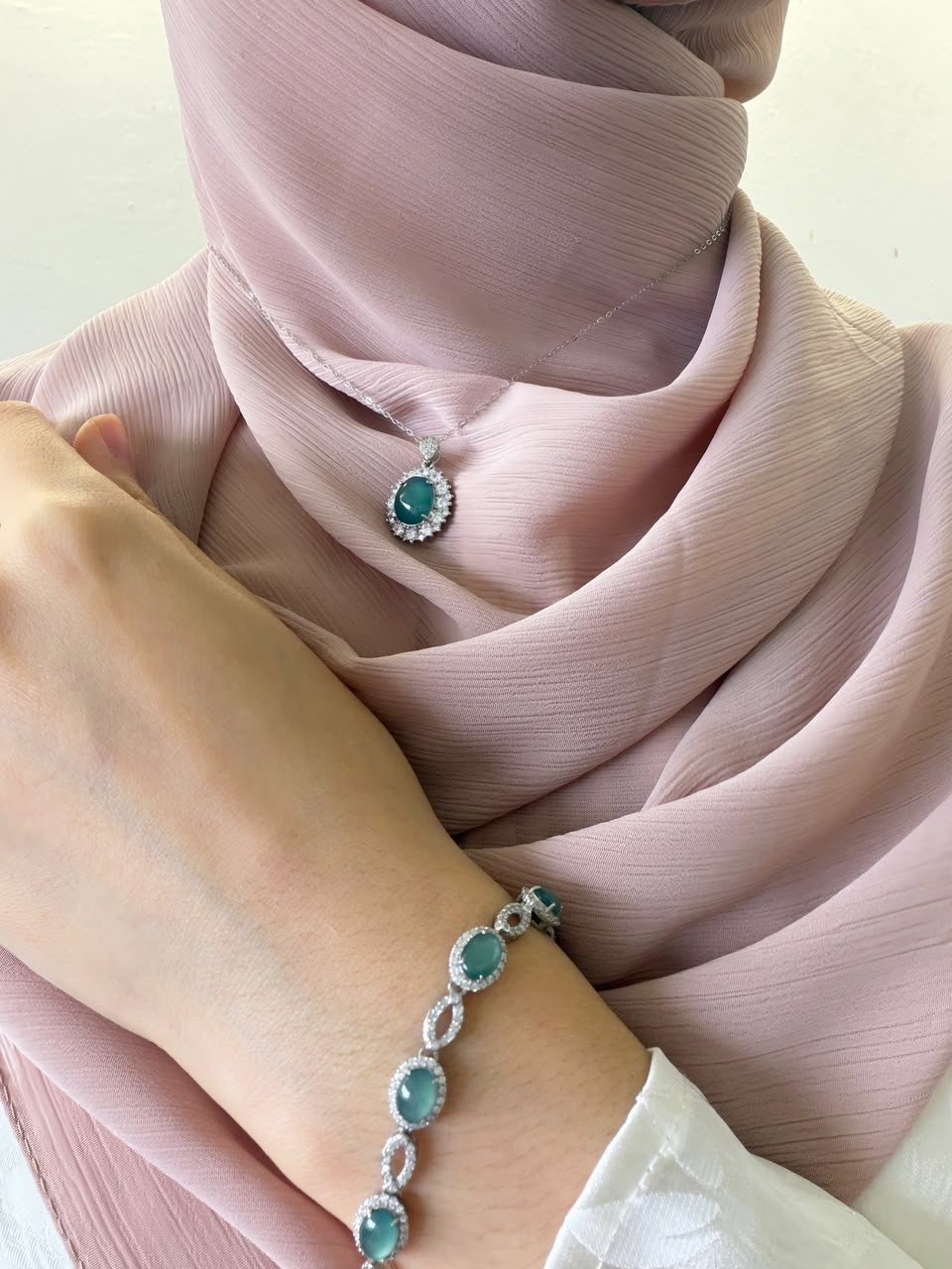 Ling's Chain of Virtue Bracelet