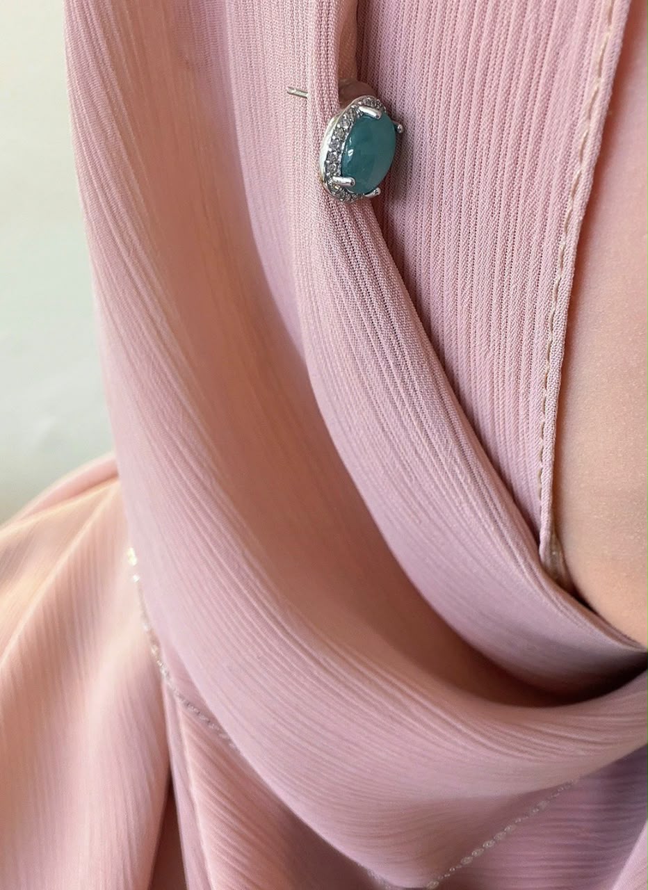 The Vtan Halo Pendant Earrings