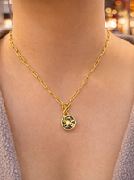 Gold plated necklace with a its centre made of resin