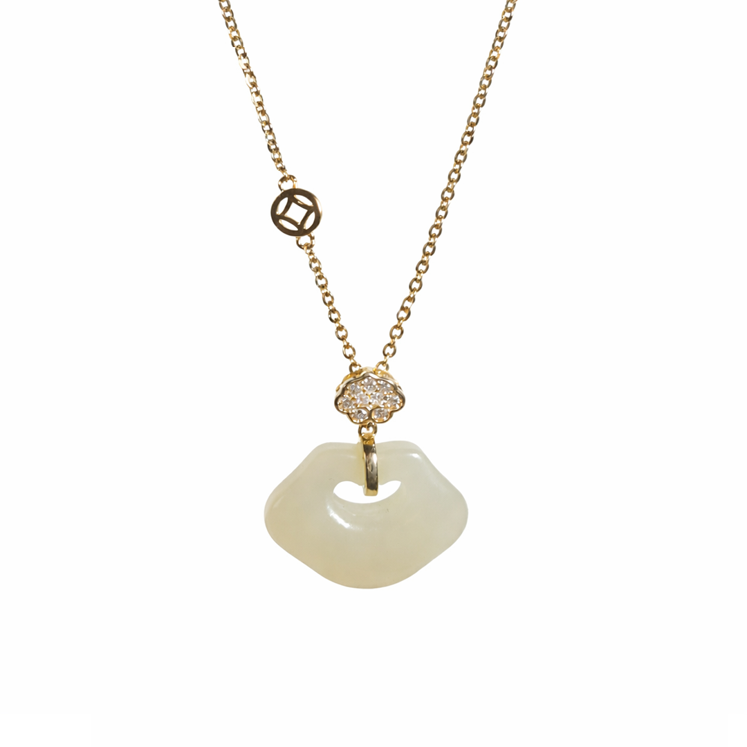 Necklace gold plated sterling silver with a unique pendant 
