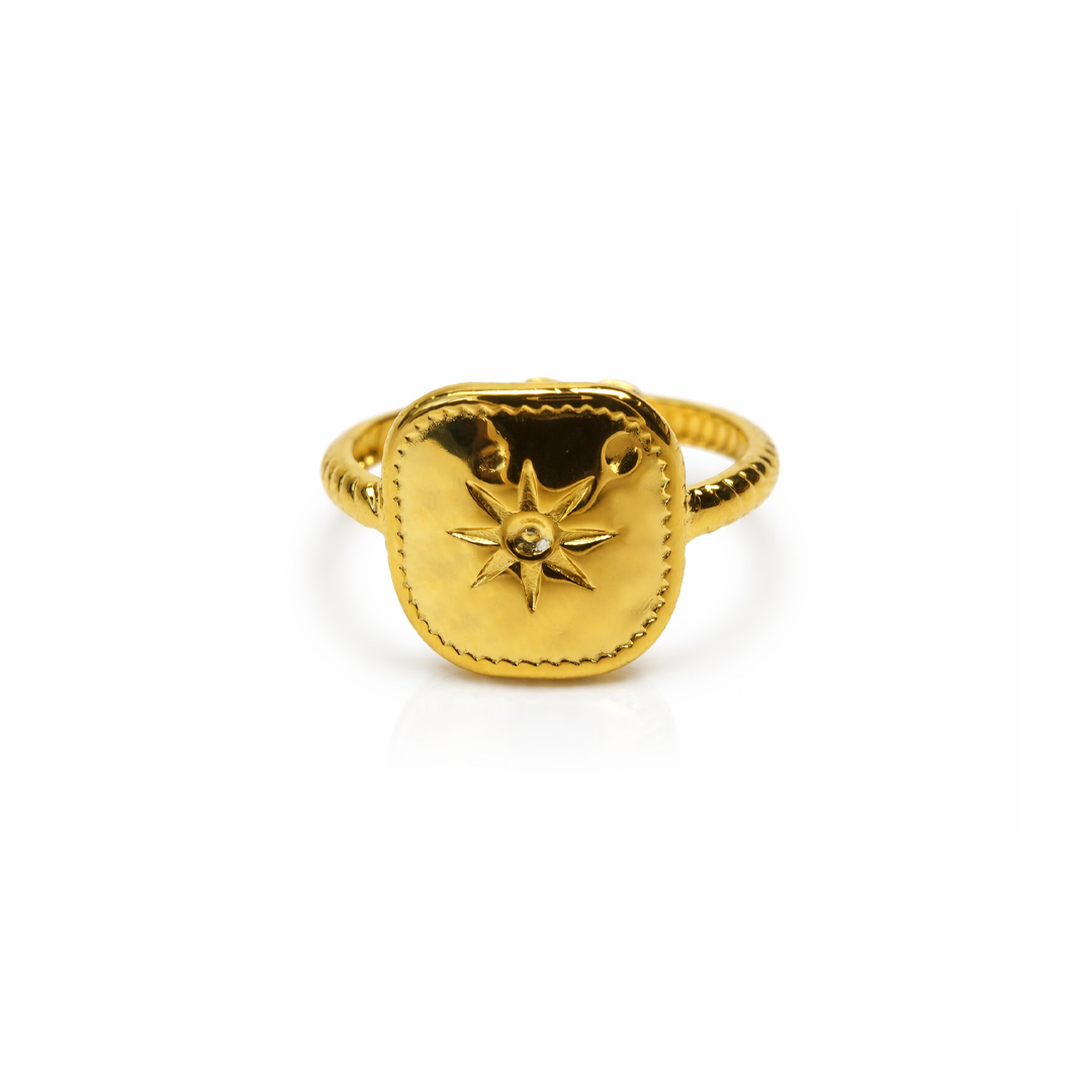 Cosmic oath gold star design ring