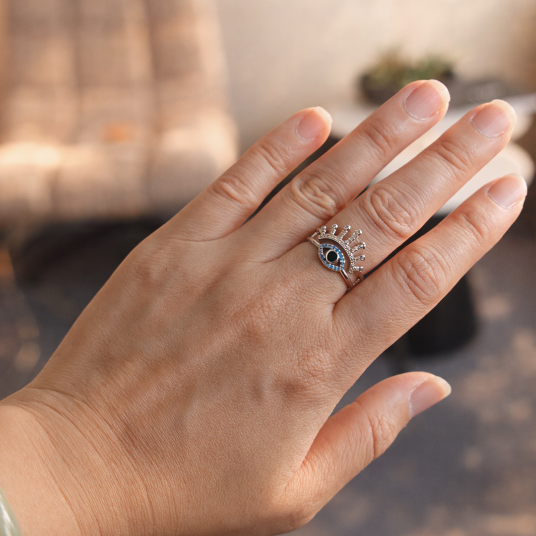 women wearing a eye lash sterling silver ring 