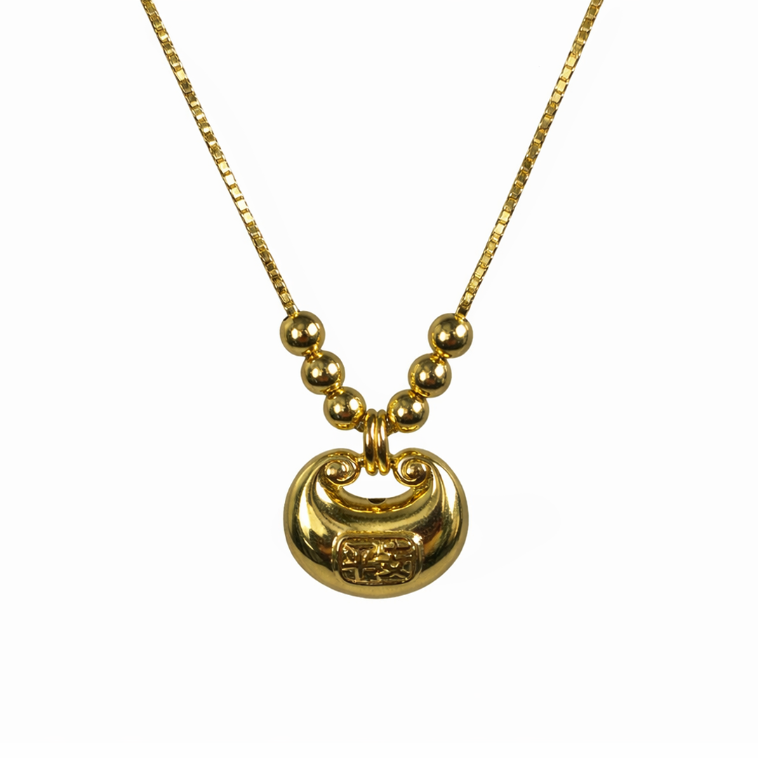 Gold plated sterling silver necklace with a circular pendant 