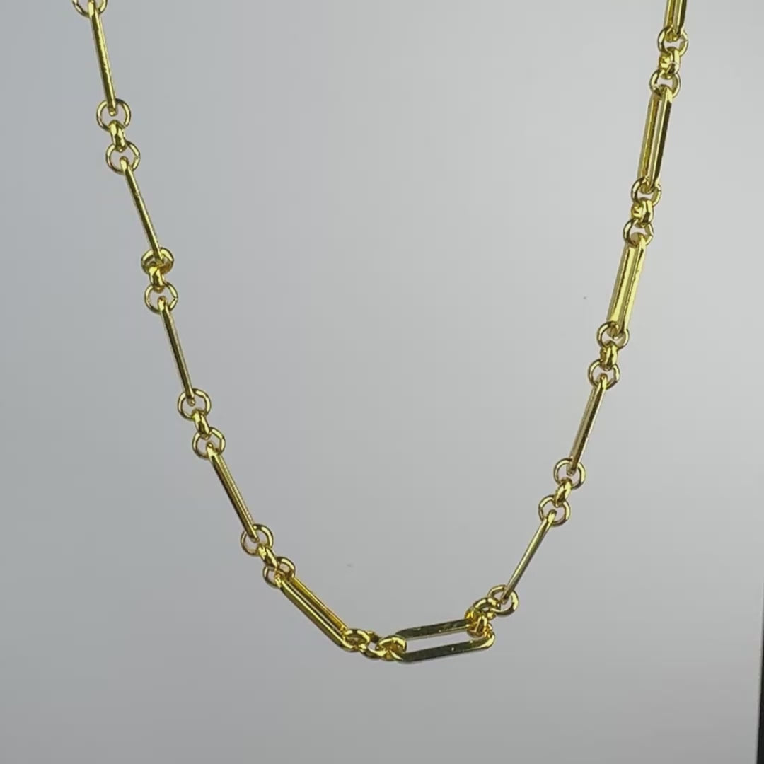 Aurora link thin necklace video