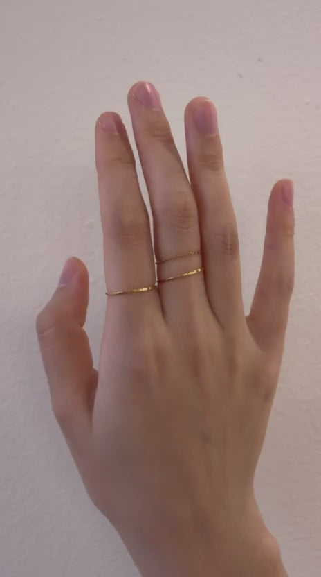Yù Jing — The Quiet Ring