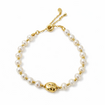 Pearl bracelet with silver accents 